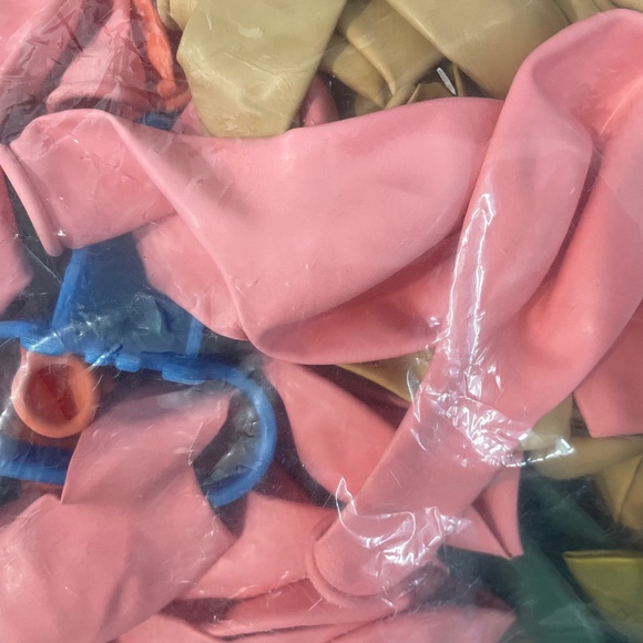 New Balloon Garland Kit - Picture 5 of 9